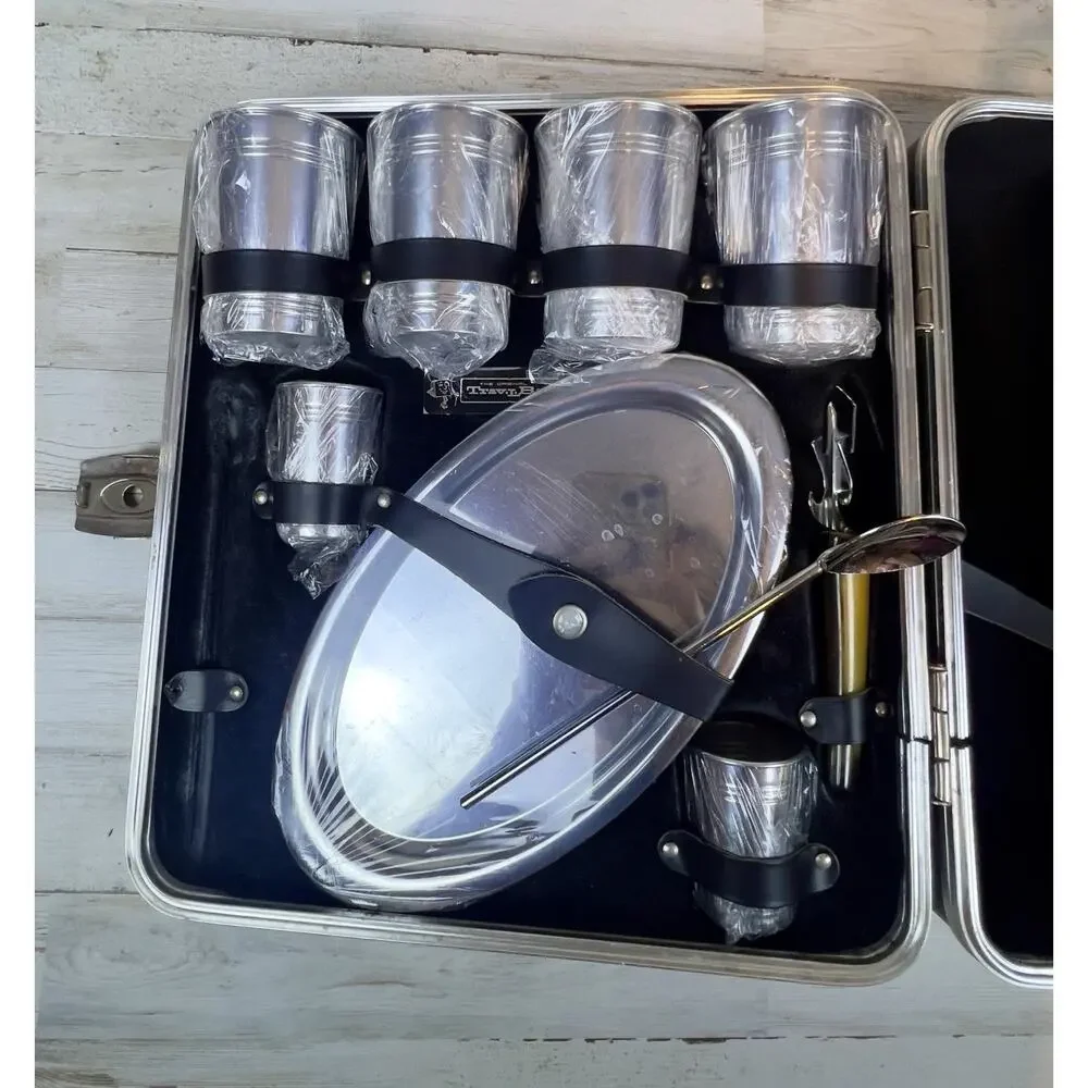 Vintage Ever-Wear Trav-L-Bar Portable Cocktail Bar Set Unused Barware MCM